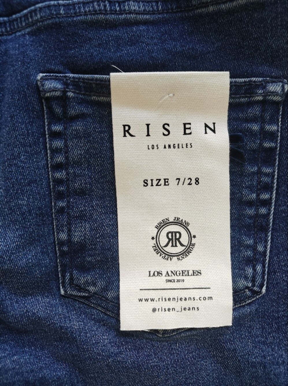 NWT Risen Bow Detail Flare Cuffed Distressed Bottom Blue Jeans Size 7 | 28 - Picture 4 of 5